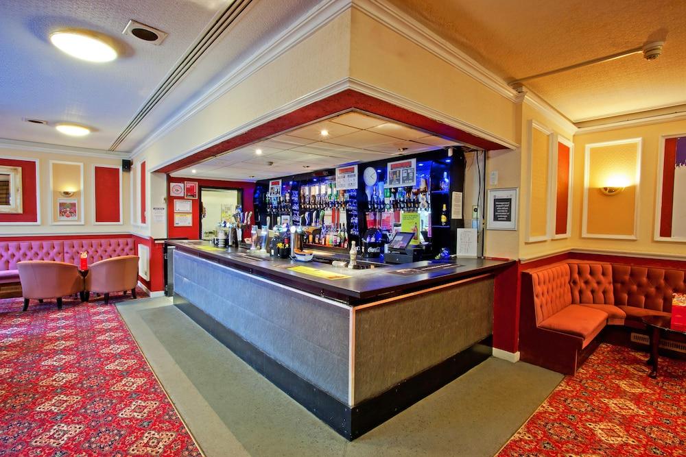 Coventry Hill Hotel Buitenkant foto